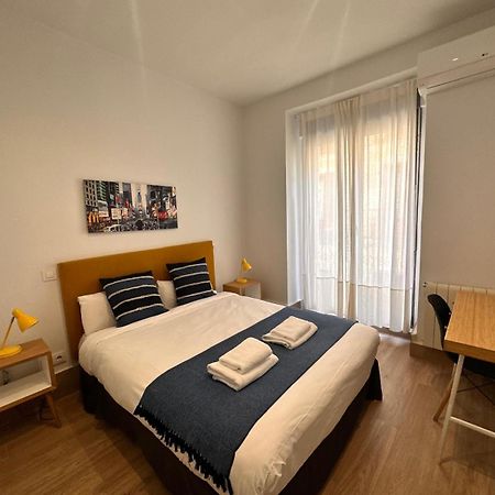 Amazing 3Bd 3Bth With 9 Balconies By Madrid4You Apartments Bagian luar foto