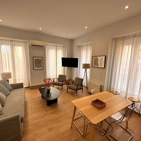 Amazing 3Bd 3Bth With 9 Balconies By Madrid4You Apartments Bagian luar foto