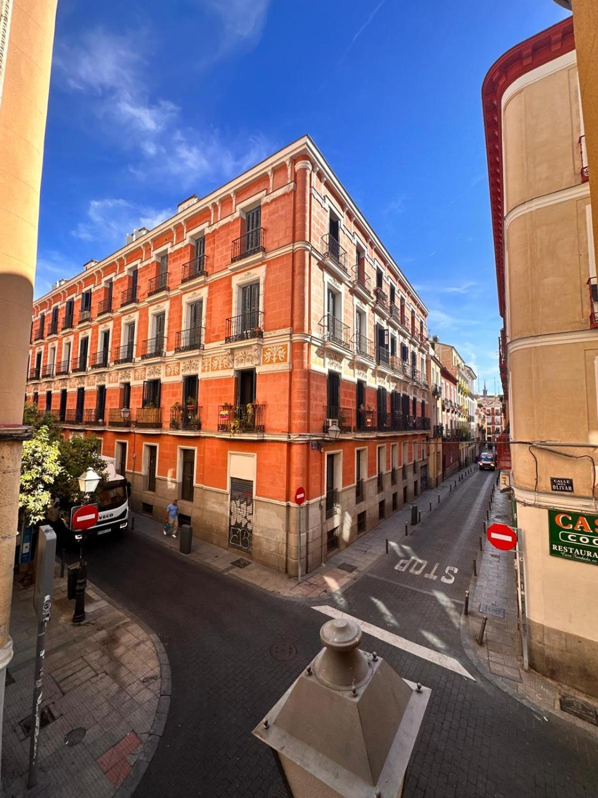 Amazing 3Bd 3Bth With 9 Balconies By Madrid4You Apartments Bagian luar foto